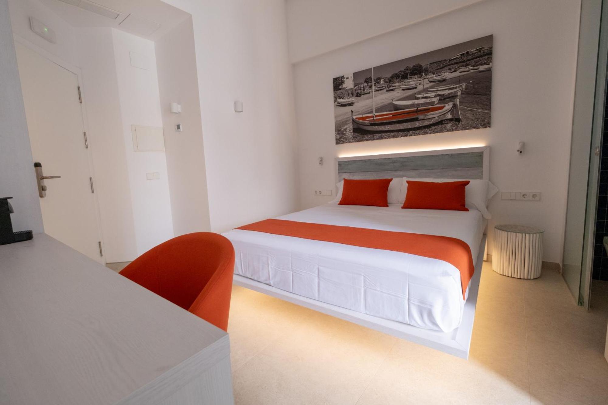 Hotel Boutique Es Blau Cadaques Bagian luar foto