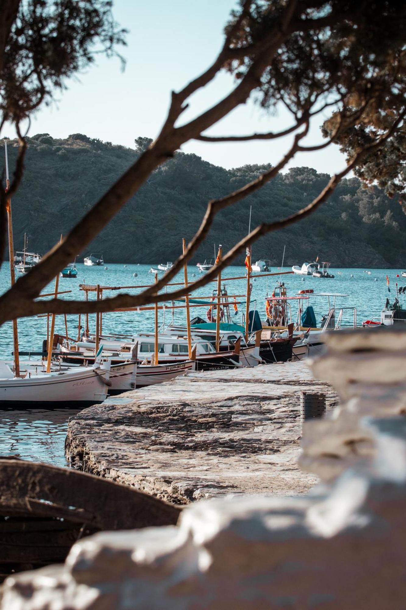 Hotel Boutique Es Blau Cadaques Bagian luar foto