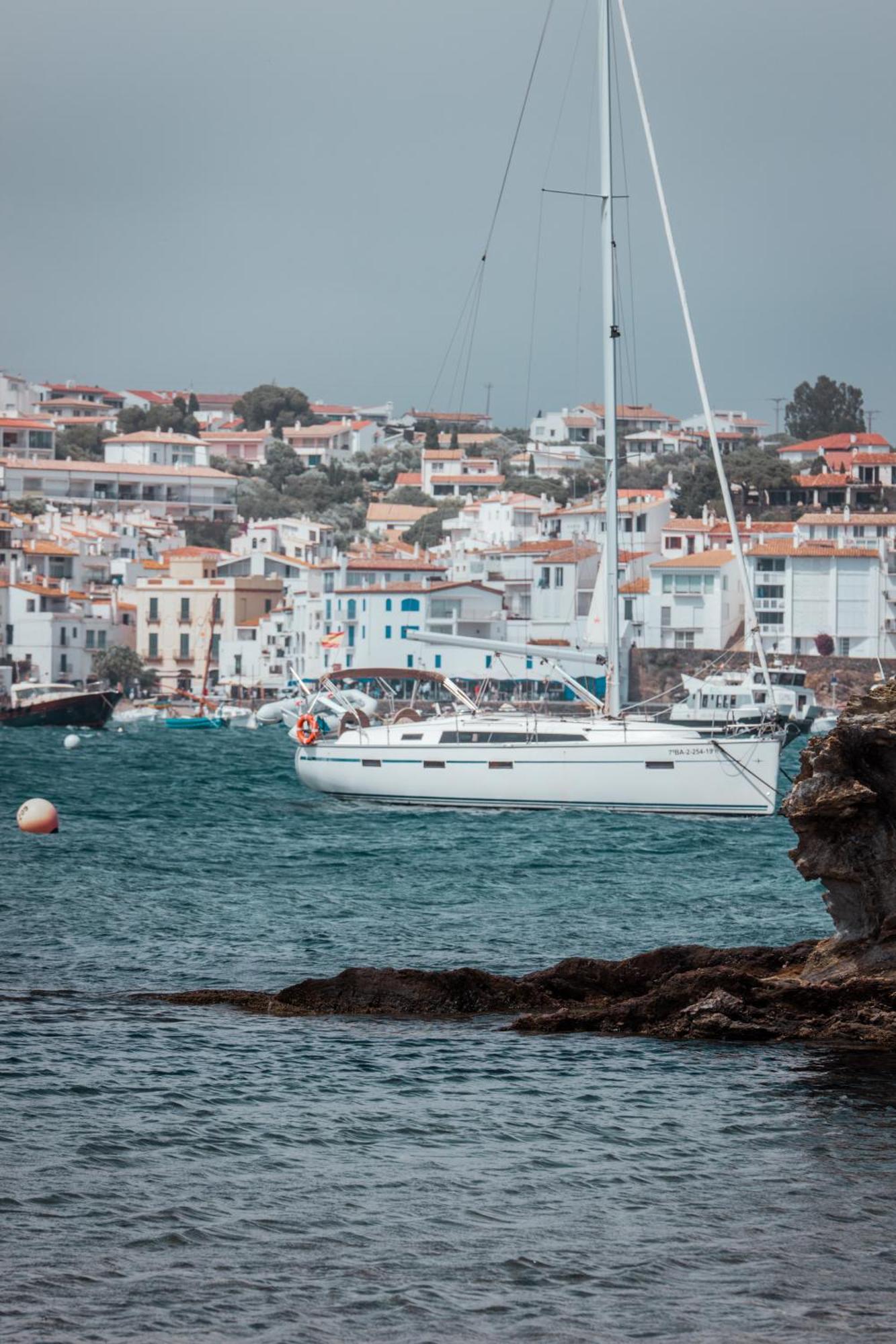 Hotel Boutique Es Blau Cadaques Bagian luar foto