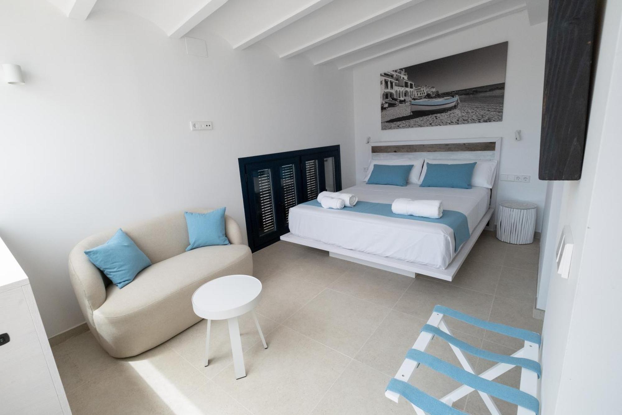 Hotel Boutique Es Blau Cadaques Bagian luar foto