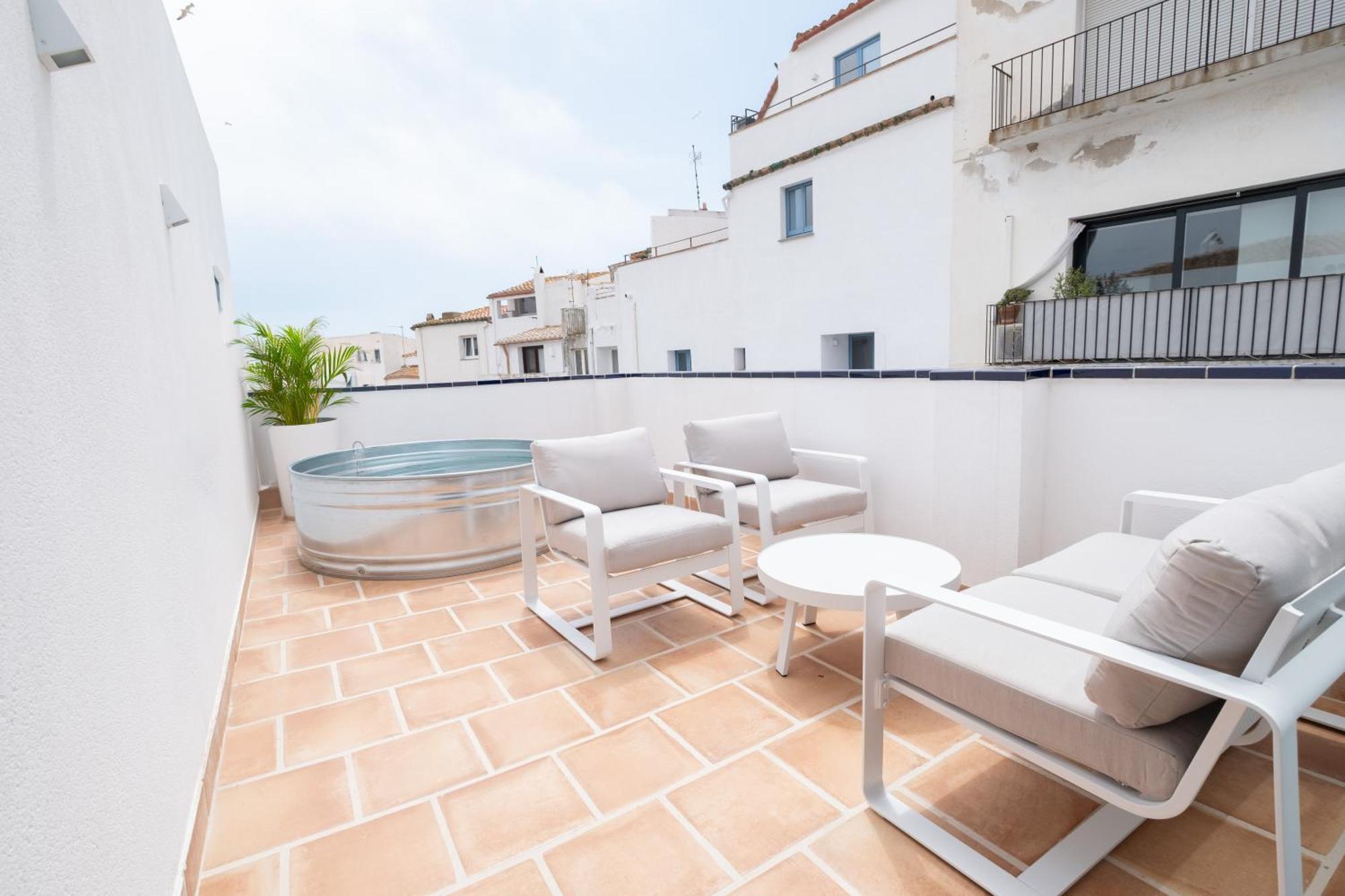 Hotel Boutique Es Blau Cadaques Bagian luar foto