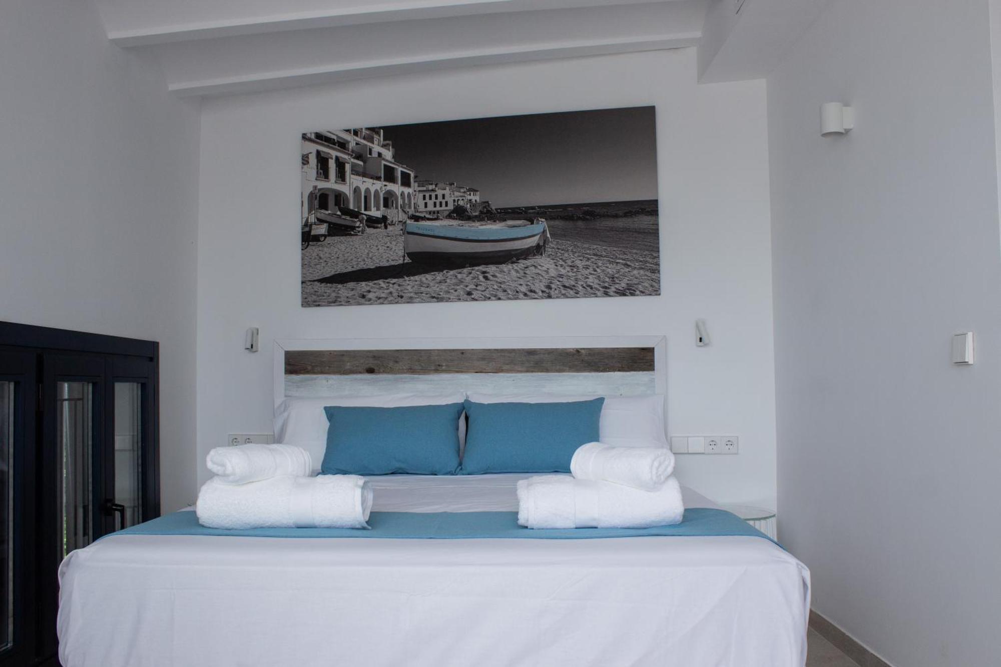 Hotel Boutique Es Blau Cadaques Bagian luar foto