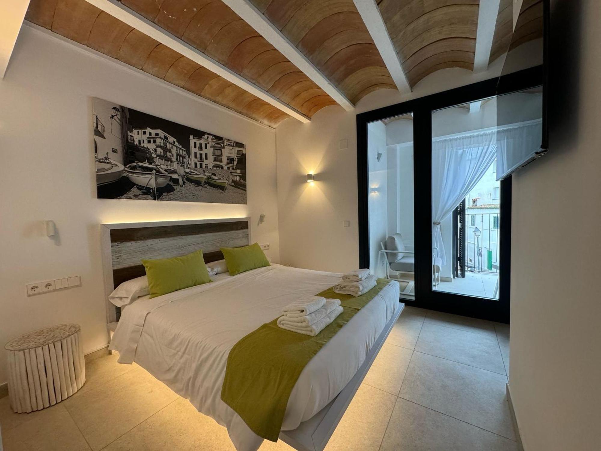 Hotel Boutique Es Blau Cadaques Bagian luar foto